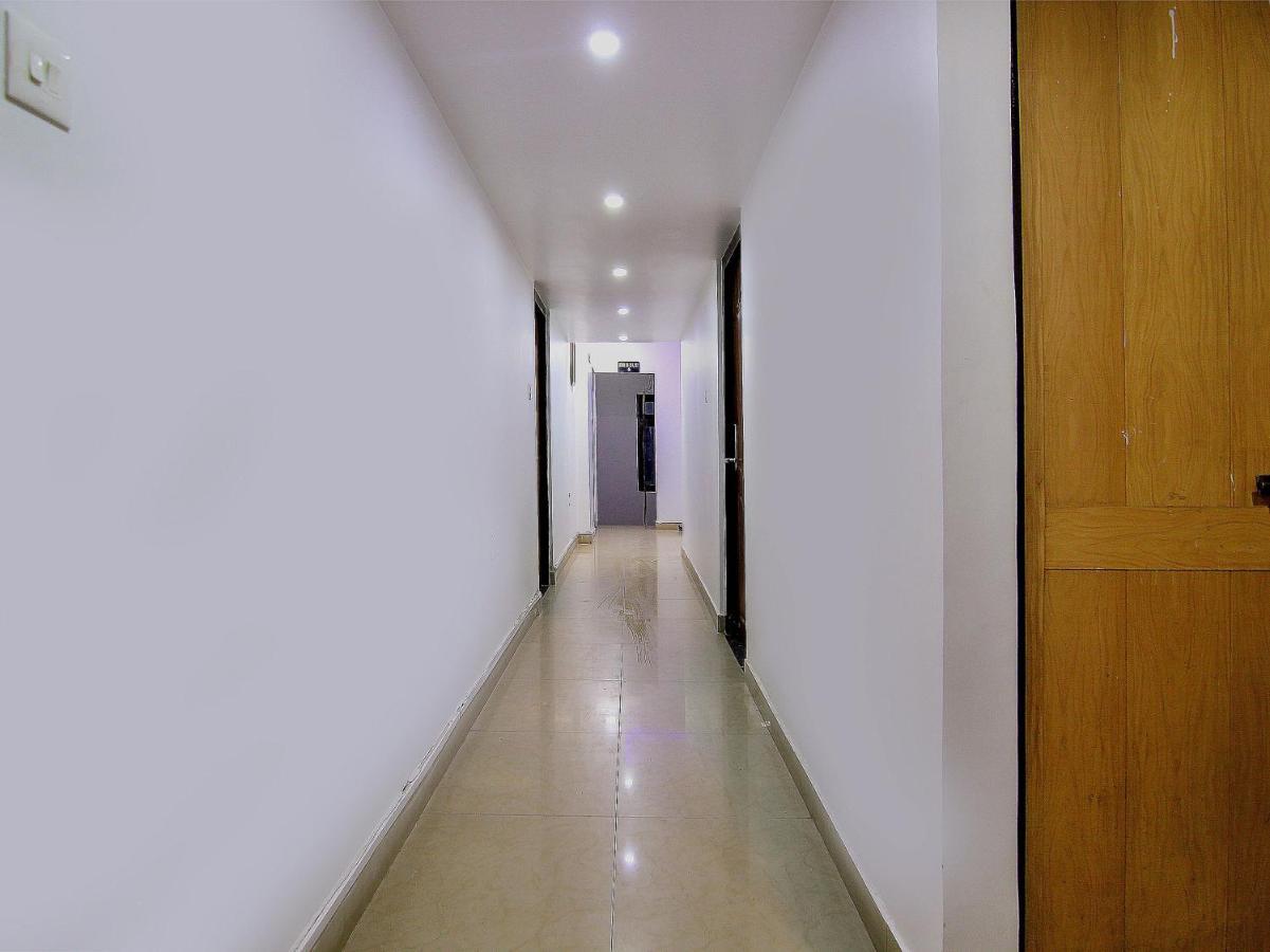 Oyo Flagship 4434 Earth Inn Lucknow Esterno foto